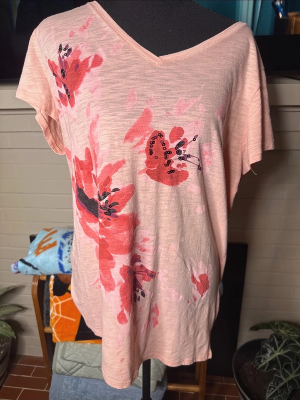 St. John's Bay Light Pink V-Neck Floral Tee